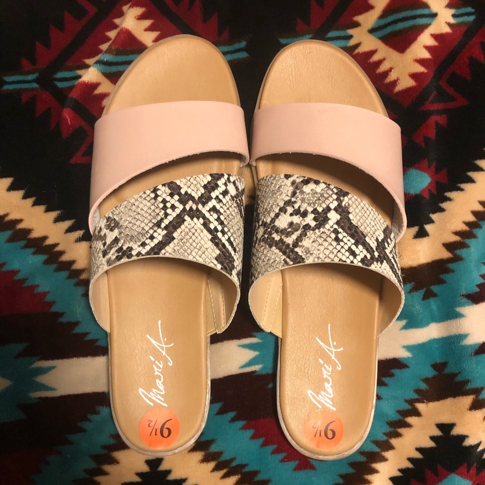 Snake Skin Print Sandals